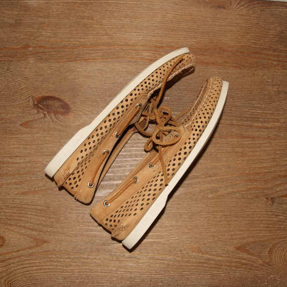 SPERRY Men's Brown Perforated Leather Boat Shoe 8 - Picture 5 of 8